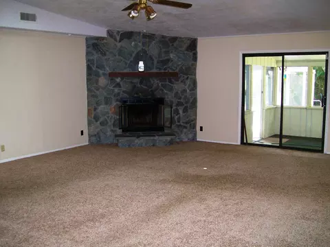 2014 Queen Palm Dr, Edgewater, FL 32141 photo 8