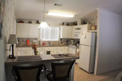 176 Charles St, Edgewater, FL 32141 photo 8