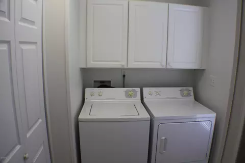 176 Charles St, Edgewater, FL 32141 photo 16