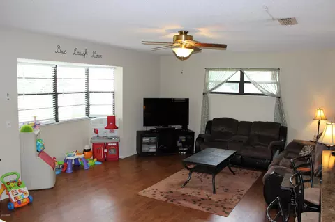 3030 Juniper Dr, Edgewater, FL 32141 photo 7