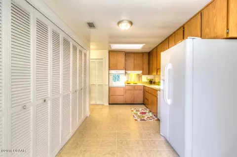 192 S Beach St, Ormond Beach, FL 32174 photo 10