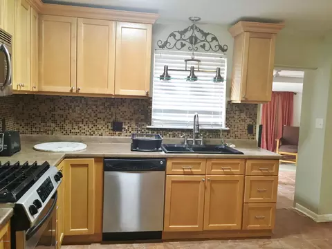 116 E Knapp Ave, Edgewater, FL 32132 photo 5