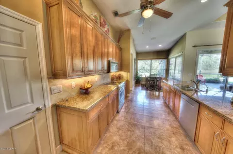 1281 Royal Pointe Ln, Ormond Beach, FL 32174 photo 10