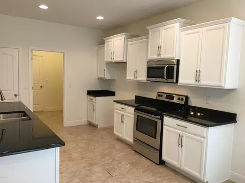 246 River Vale Ln, Ormond Beach, FL 32174 photo 2