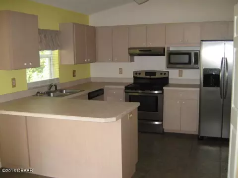 320 Grove St, Ormond Beach, FL 32174 photo 3