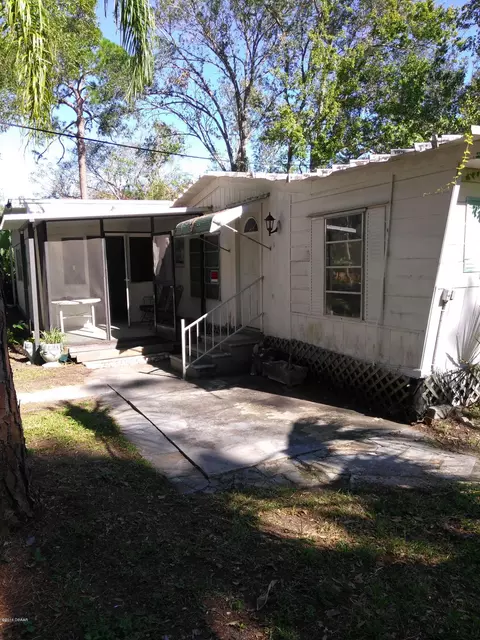 575 Bryant St, Ormond Beach, FL 32174 photo 2