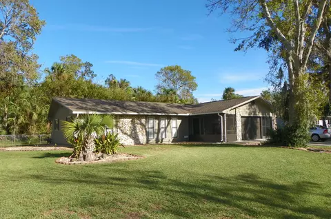 2403 Mango Tree Dr, Edgewater, FL 32141 photo 2