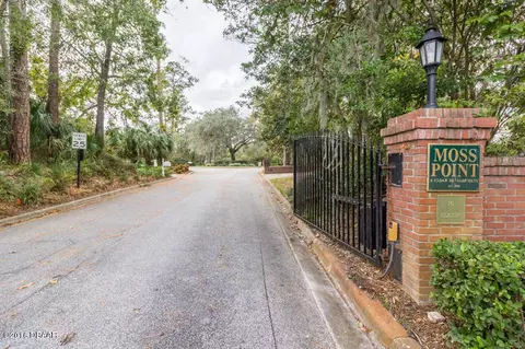 5 Moss Point Dr, Ormond Beach, FL 32174 photo 2