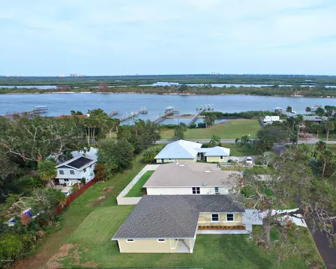 135 E Thomas, Edgewater, FL 32132 photo 3