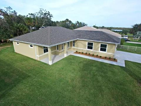 135 E Thomas, Edgewater, FL 32132 photo 2