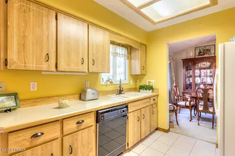 3 Sandy Lake Cir, Ormond Beach, FL 32174 photo 6