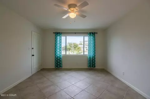 8 Seaside Dr, Ormond Beach, FL 32176 photo 6