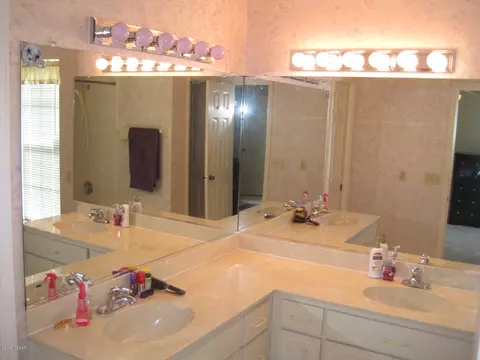 520 Harbour Lights Dr, Ormond Beach, FL 32174 photo 17