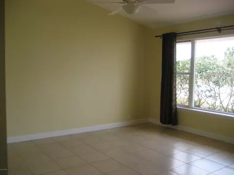 8 Dolphin Ave, Ormond Beach, FL 32176 photo 2