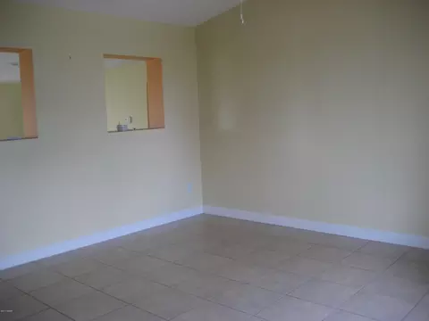 8 Dolphin Ave, Ormond Beach, FL 32176 photo 3