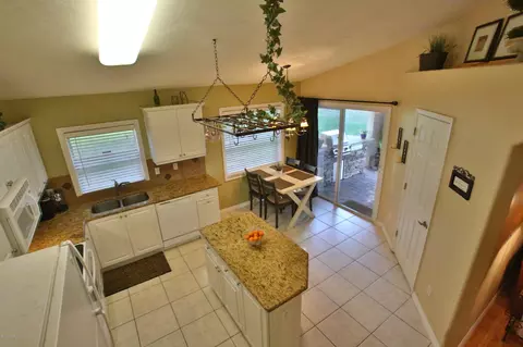 40 Peruvian Ln, Ormond Beach, FL 32174 photo 6