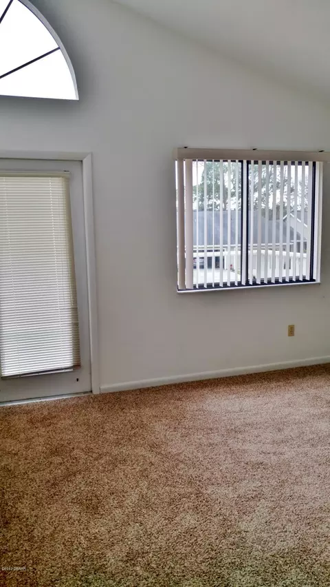 12 Landings Ln, Ormond Beach, FL 32174 photo 2