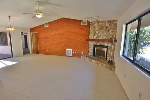 40 Bluebird Ln, Ormond Beach, FL 32174 photo 3