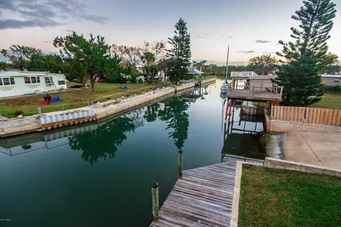 187 Douglas St, Edgewater, FL 32141 photo 6