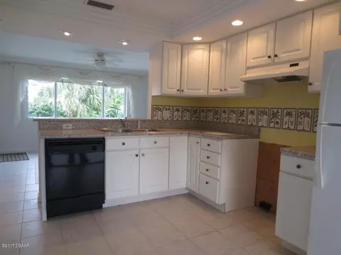 10 Beechwood Dr, Ormond Beach, FL 32176 photo 5