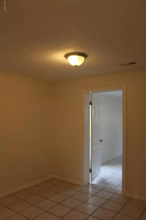 18 Carol Rd, Ormond Beach, FL 32176 photo 9