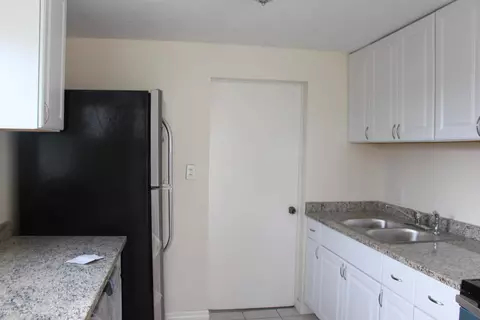 18 Carol Rd, Ormond Beach, FL 32176 photo 2
