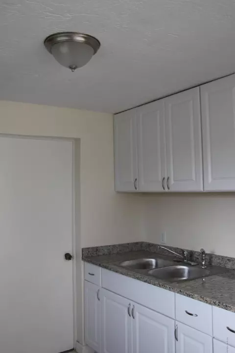 18 Carol Rd, Ormond Beach, FL 32176 photo 3