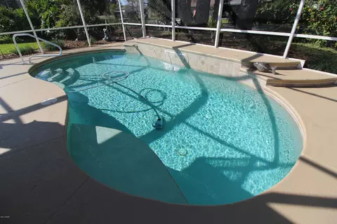 350 Mariners Gate Dr, Edgewater, FL 32141 photo 2