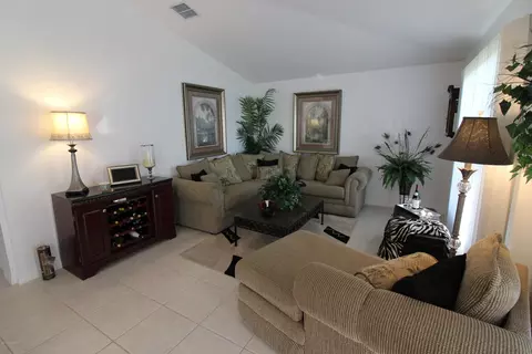 350 Mariners Gate Dr, Edgewater, FL 32141 photo 20