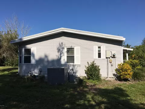 512 Starboard Ave, Edgewater, FL 32141 photo 3