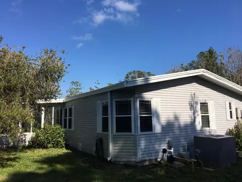 512 Starboard Ave, Edgewater, FL 32141 photo 4