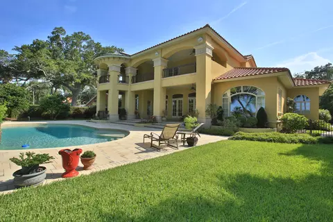 567 N Beach St, Ormond Beach, FL 32174 photo 3