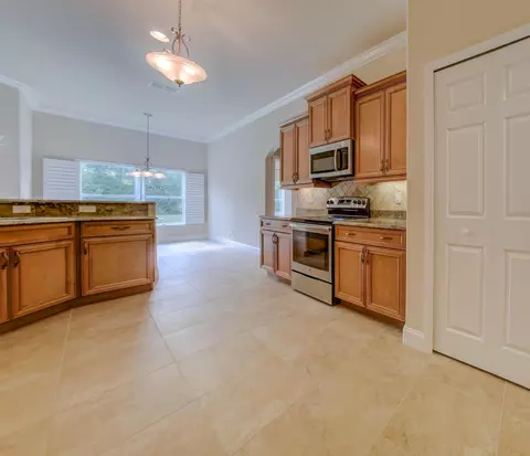135 Creek Forest Ln, Ormond Beach, FL 32174 photo 12