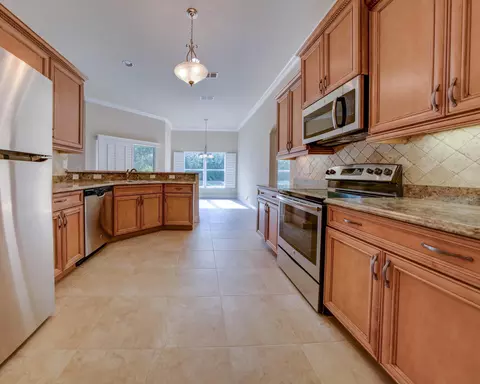 135 Creek Forest Ln, Ormond Beach, FL 32174 photo 11