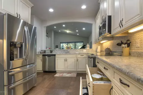 3200 Connemara Dr, Ormond Beach, FL 32174 photo 3