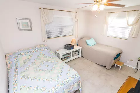 34 Seaside Dr, Ormond Beach, FL 32176 photo 8