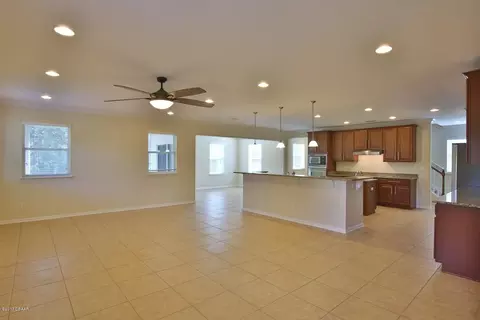 65 Chrysanthemum Dr, Ormond Beach, FL 32174 photo 3