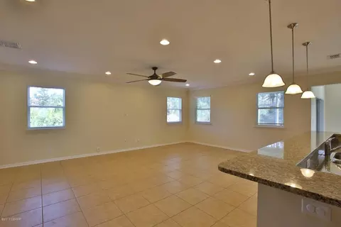 65 Chrysanthemum Dr, Ormond Beach, FL 32174 photo 2