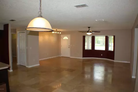 3403 Yule Tree Dr, Edgewater, FL 32141 photo 3