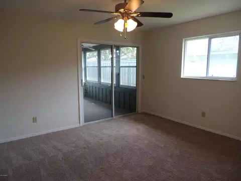 47 Treetop Cir, Ormond Beach, FL 32174 photo 3