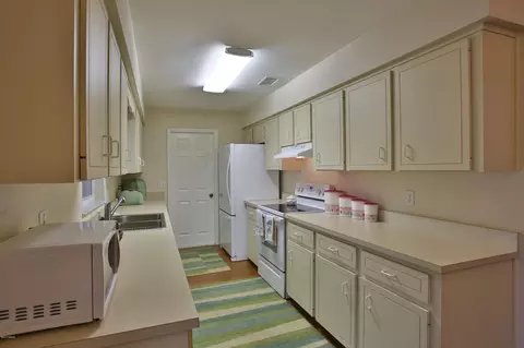 1803 Pine Tree Dr, Edgewater, FL 32132 photo 7