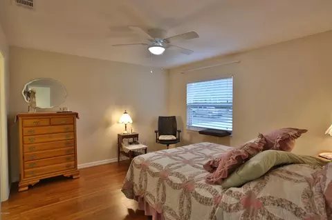 1803 Pine Tree Dr, Edgewater, FL 32132 photo 9