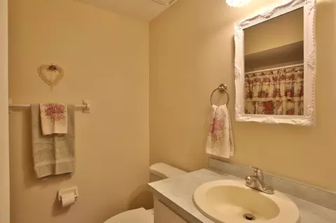 1803 Pine Tree Dr, Edgewater, FL 32132 photo 11