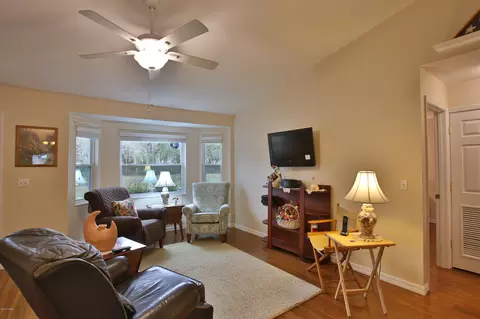 1803 Pine Tree Dr, Edgewater, FL 32132 photo 3