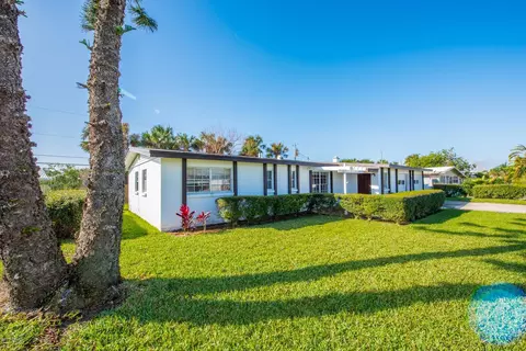 8 Raymonde Cir, Ormond Beach, FL 32176 photo 2