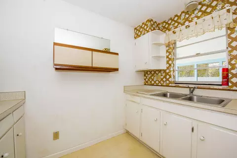 8 Raymonde Cir, Ormond Beach, FL 32176 photo 12