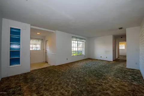 8 Raymonde Cir, Ormond Beach, FL 32176 photo 7