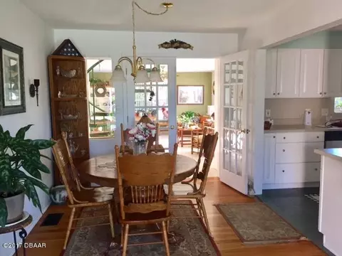 142 Magnolia Dr, Ormond Beach, FL 32176 photo 6