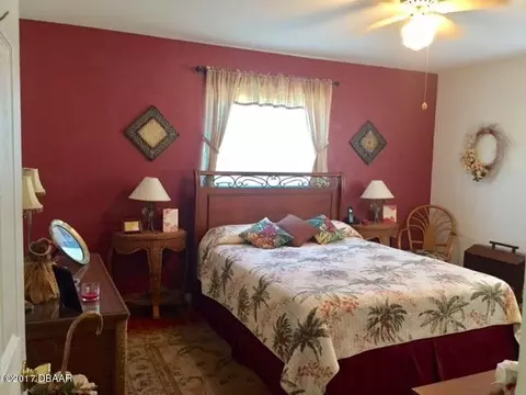 142 Magnolia Dr, Ormond Beach, FL 32176 photo 3