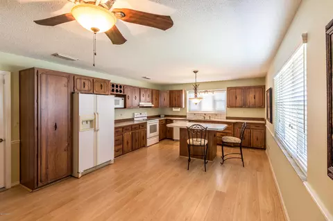 1424 Oak Forest Dr, Ormond Beach, FL 32174 photo 5